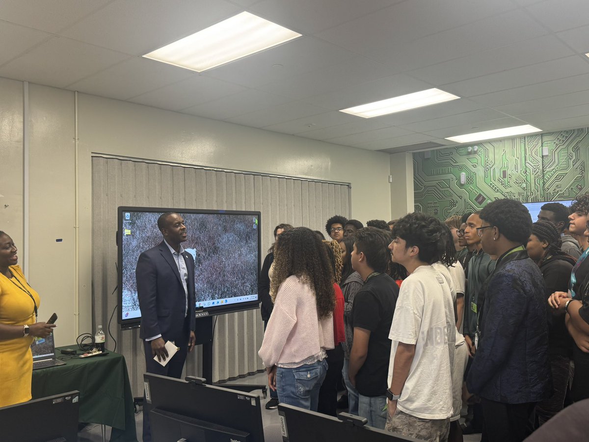 Director Formoso tweet media