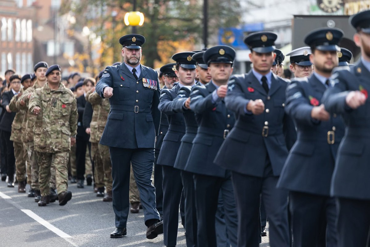 RAFNortholt's tweet photo. Cadet Warrant Officer Wong joined Station Commander RAF Northolt, Gp Capt Lee Wales, at today’s Remembrance Parade in Ruislip. We gathered to remember those who gave the ultimate sacrifice @MiddlesexATC @leewales7 @ComdtAC https://t.co/OuWX8HoA7u