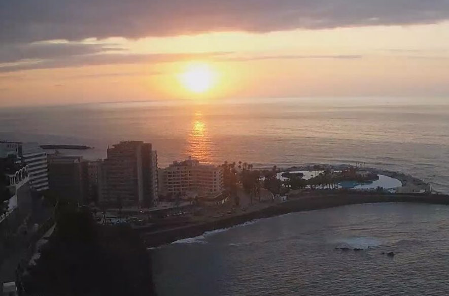 🌅 Así se ve el atardecer desde nuestras cámaras del norte de Tenerife 😍✨

🌟 Entra en un ratito a disfrutarlo en directo en canariaslife.com 🎥💻 ¡El tiempo acompaña y la vista lo vale! 👀🌅

#AtardecerCanario #NorteDeCanarias #CanariasLife #ViveElMomento #BuenTiempo