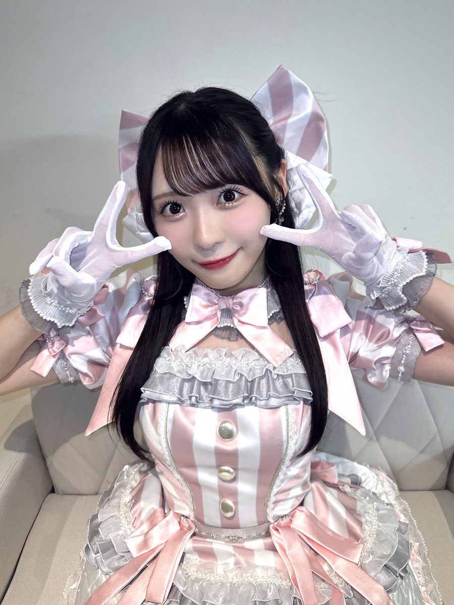 本日22歳になりました^._.^🎀✨
22歳のゆうかたんもいーっぱい愛してください🤍
#浅井裕華生誕祭2025