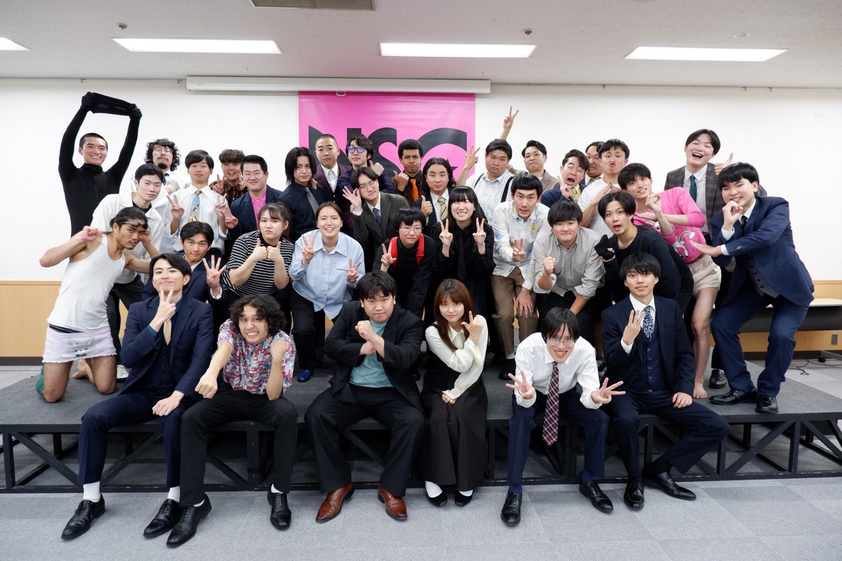 🎖️優勝🎖️
トラモチーフ

2連覇おめでとう⭐️

これからもNSC31期の応援を
よろしくお願いいたします🙇‍♀️