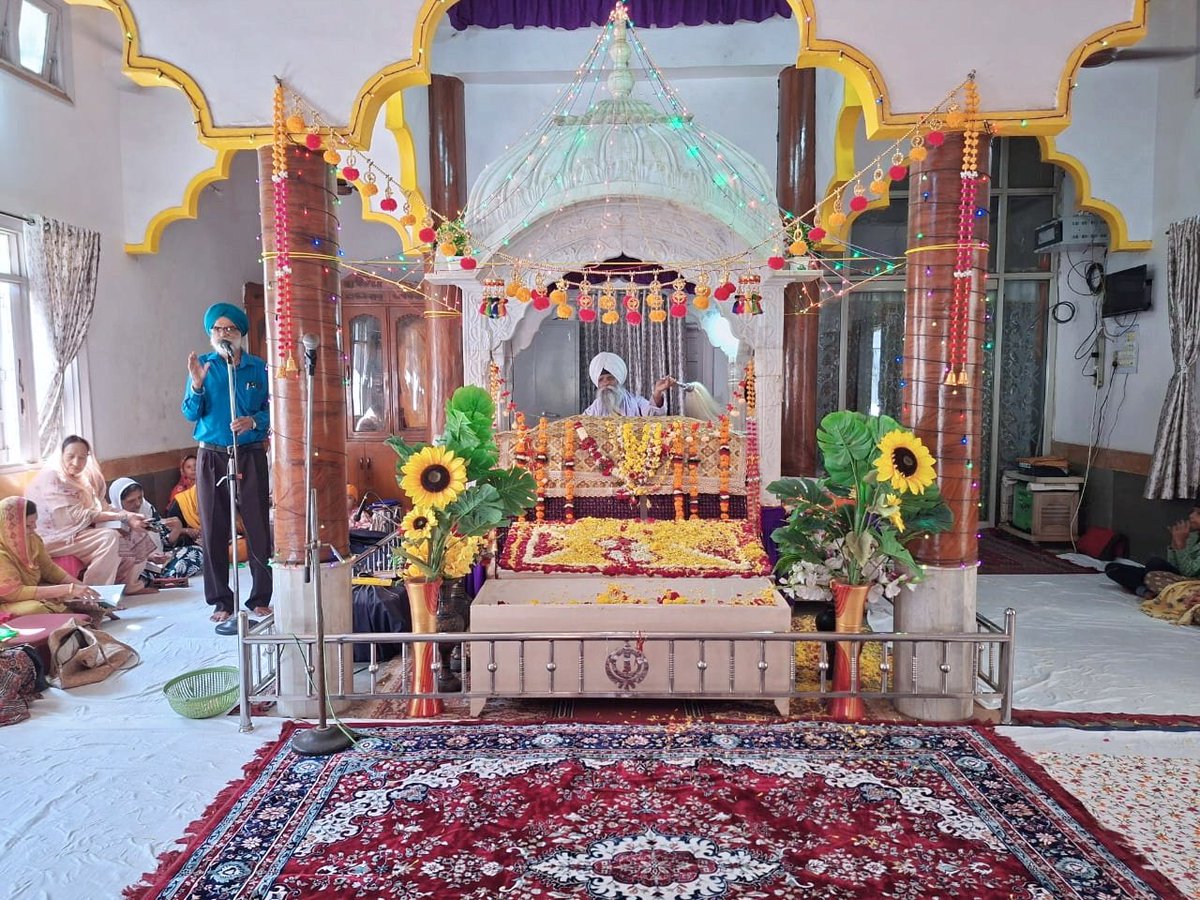पूज्य गुरु नानक देव जी की कृपा से आत्मा में एक अद्भुत शांति, प्रेरणा और नई ऊर्जा का संचार हुआ।

संगत द्वारा मिले स्नेह और सम्मान के लिए हृदयपूर्वक आभार व्यक्त करता हूं।