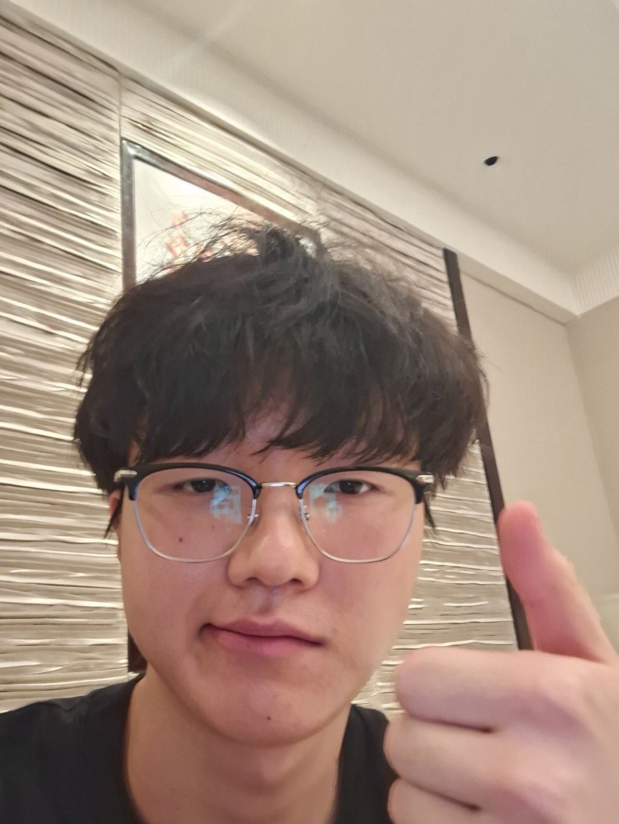 PerfecT_SMINI's tweet image. 조금 아쉽지만 이번 월챔 굿굿굿굿굿~~~~~