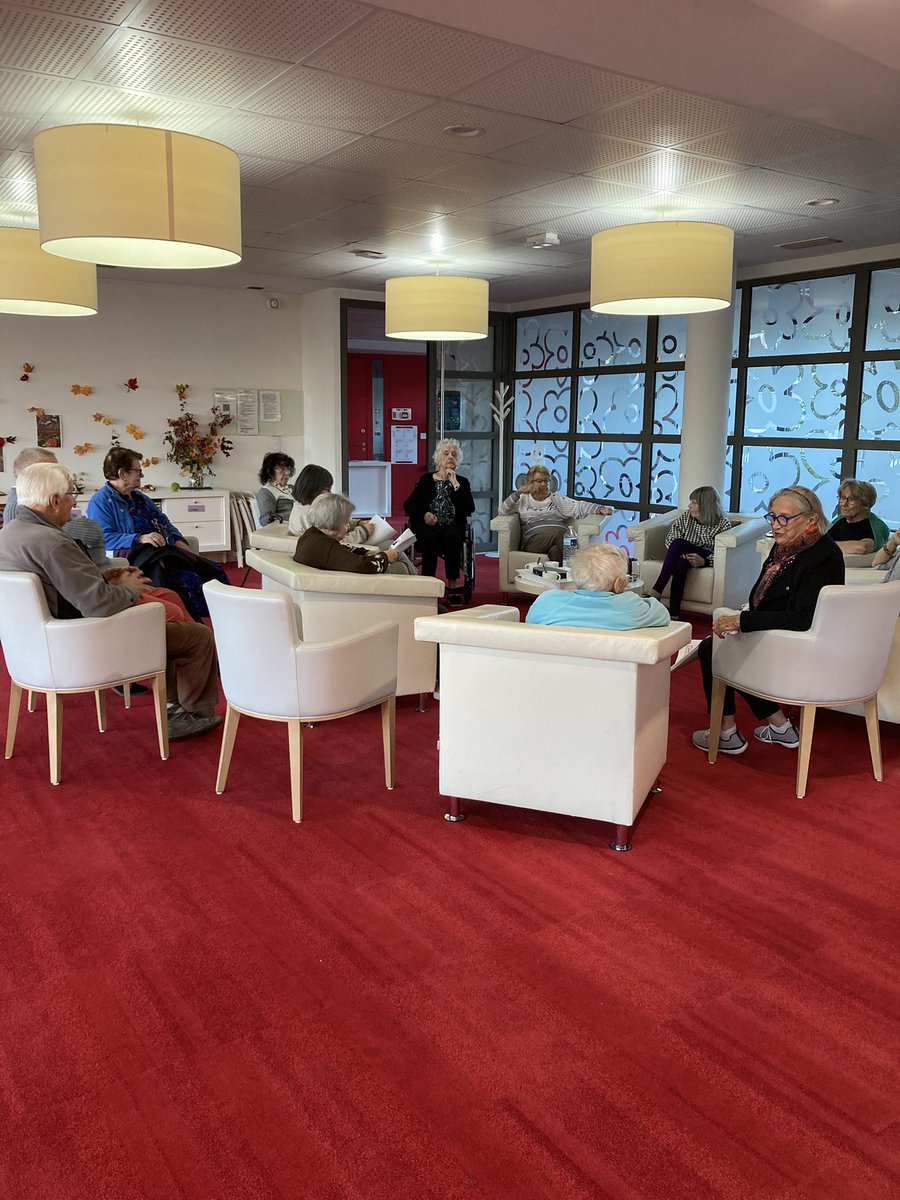 Nous aimons partager ce moment de convivialité chaque dimanche autour d’un bon café.
