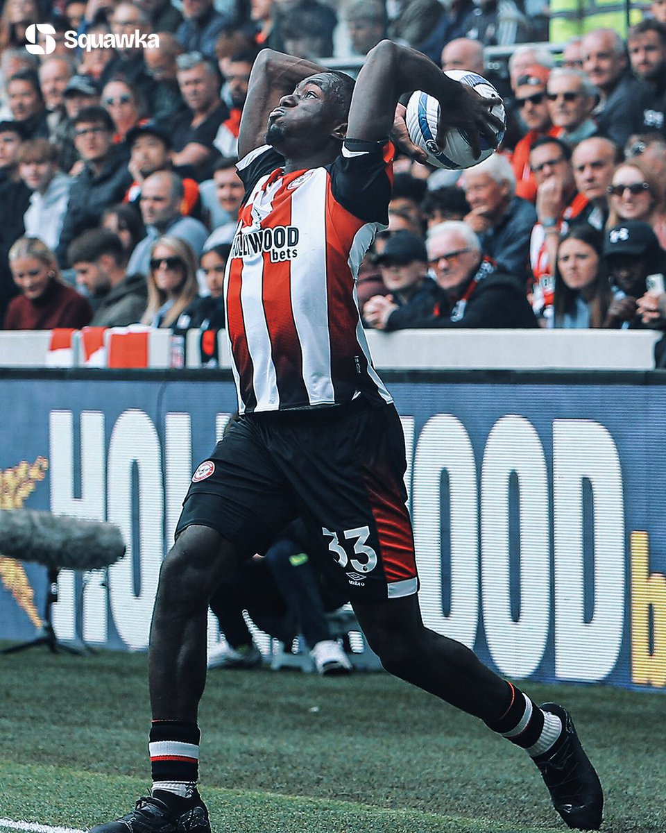Squawka's tweet photo. Brentford are the first side to score six Premier League home goals from throw-ins in a calendar year since Stoke City in 2008. 

Tony Pulis would be proud. 😀 https://t.co/GFXAmTP3Xw