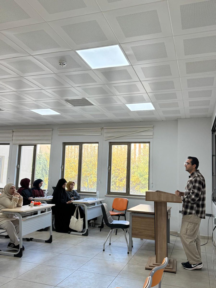 Öğrencimiz Mehmet Ata Dilek, Erasmus deneyimlerini arkadaşlarıyla paylaştı!
İspanya’da geçirdiği süreci, karşılaştığı zorlukları ve kazandığı tecrübeleri anlattığı seminerler diğer öğrencilerimiz tarafından ilgiyle izlendi.
<a href="/mardinartuklu/">Mardin Artuklu Üniversitesi</a> <a href="/ArtukluEdbFklts/">MAÜ Edebiyat Fakültesi</a>