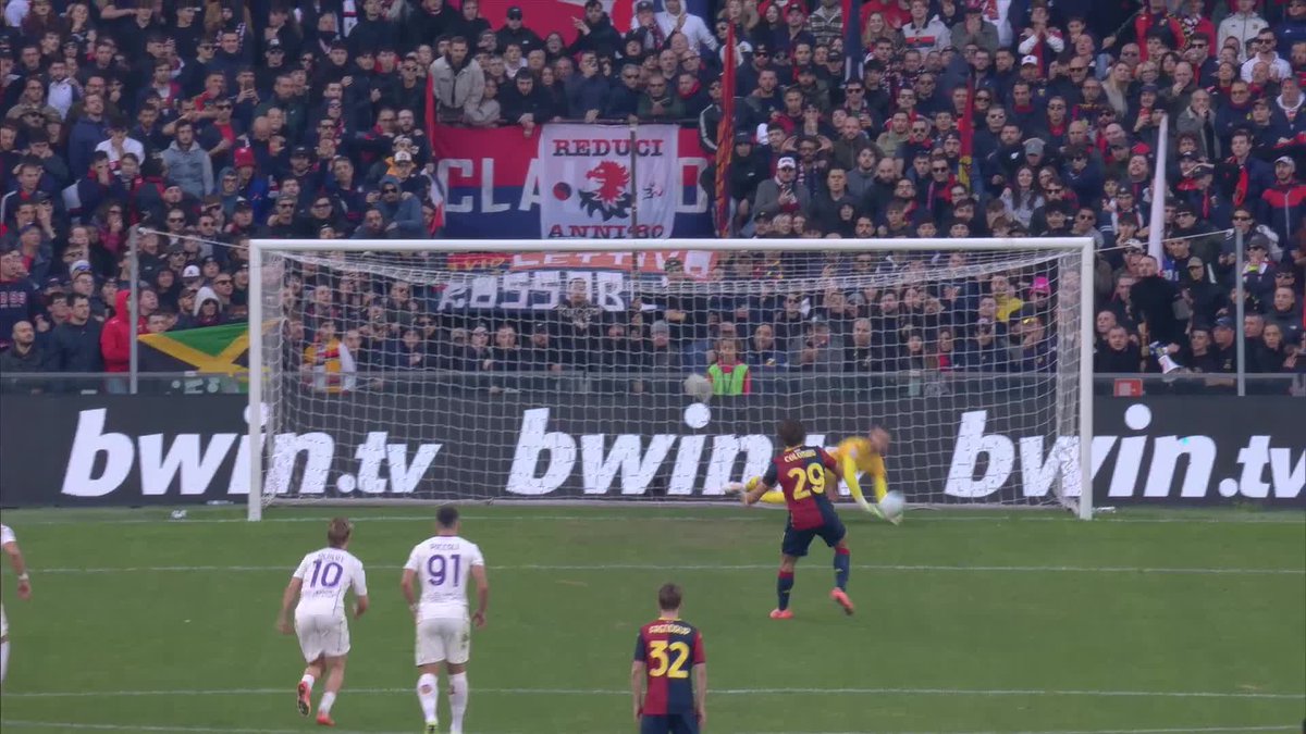 TheDeGeaZone's tweet photo. David de Gea saves from the Spot!!! https://t.co/lTJqMZh0YJ