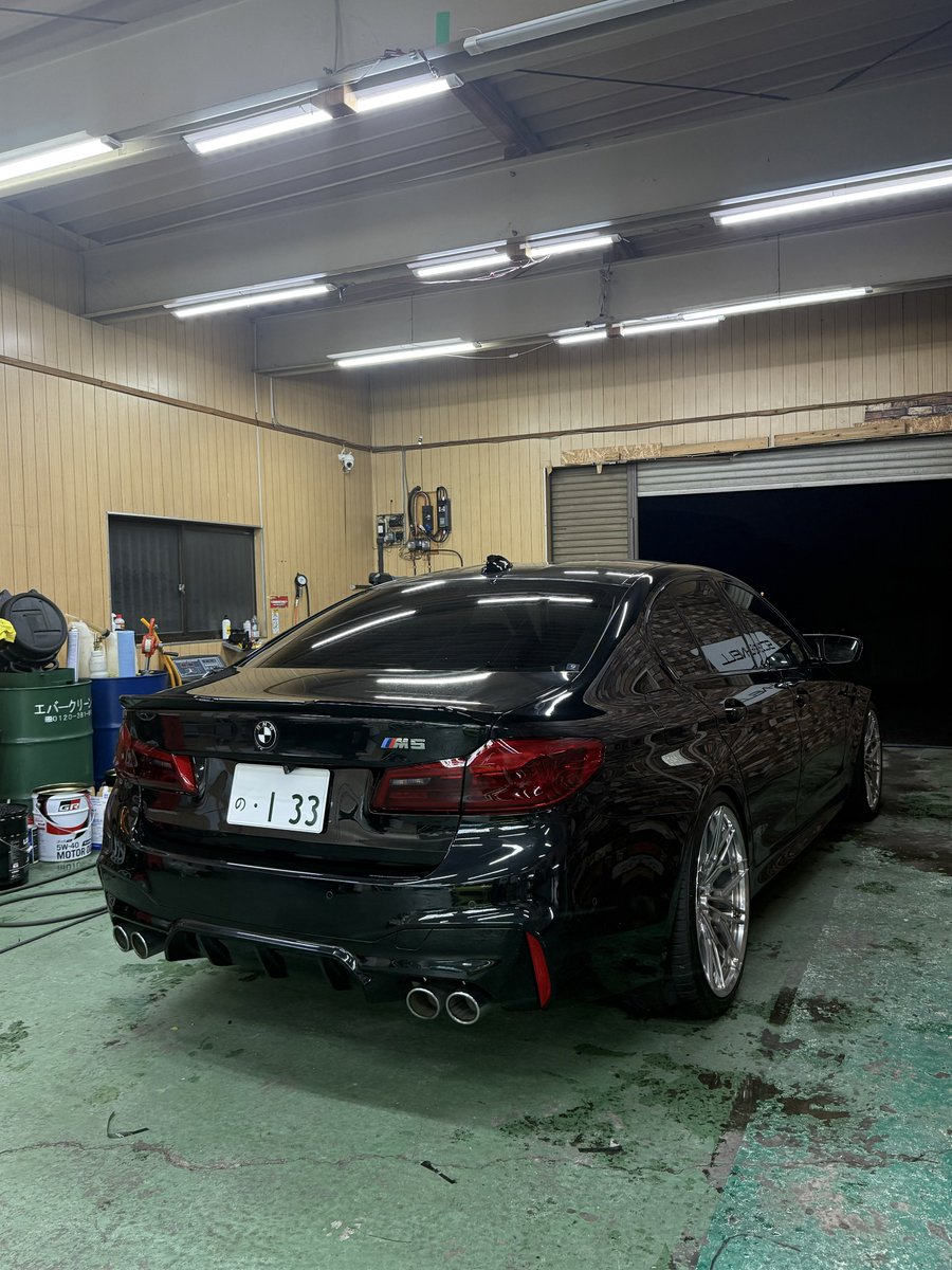 ZoTowカーラッピングでテールライトのスモークフィルムを施工してもらった✨
安いのにクオリティ高くてコスパ良すぎ