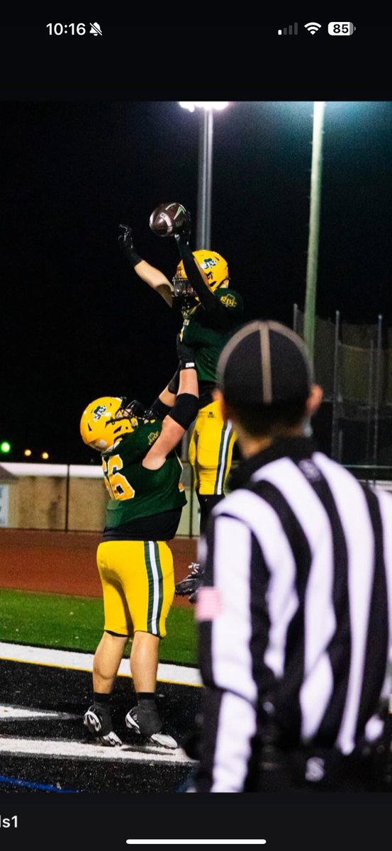 Round 1 complete 41-0 over Hudson Catholic! 

Onto Round 2 Friday Night. Just getting started! ☘️☘️☘️

<a href="/CoachLangeRBC/">Coach Lange</a> <a href="/GoMVB/">GoMVB Sports - Recruit Content for College Coaches</a> <a href="/nextlvlculture/">Next Level Culture</a> <a href="/mfarrellsports/">Mike Farrell</a> <a href="/coachrosenfeld/">Coach Rosie</a> <a href="/MattMosquera17/">Matt Mosquera</a>