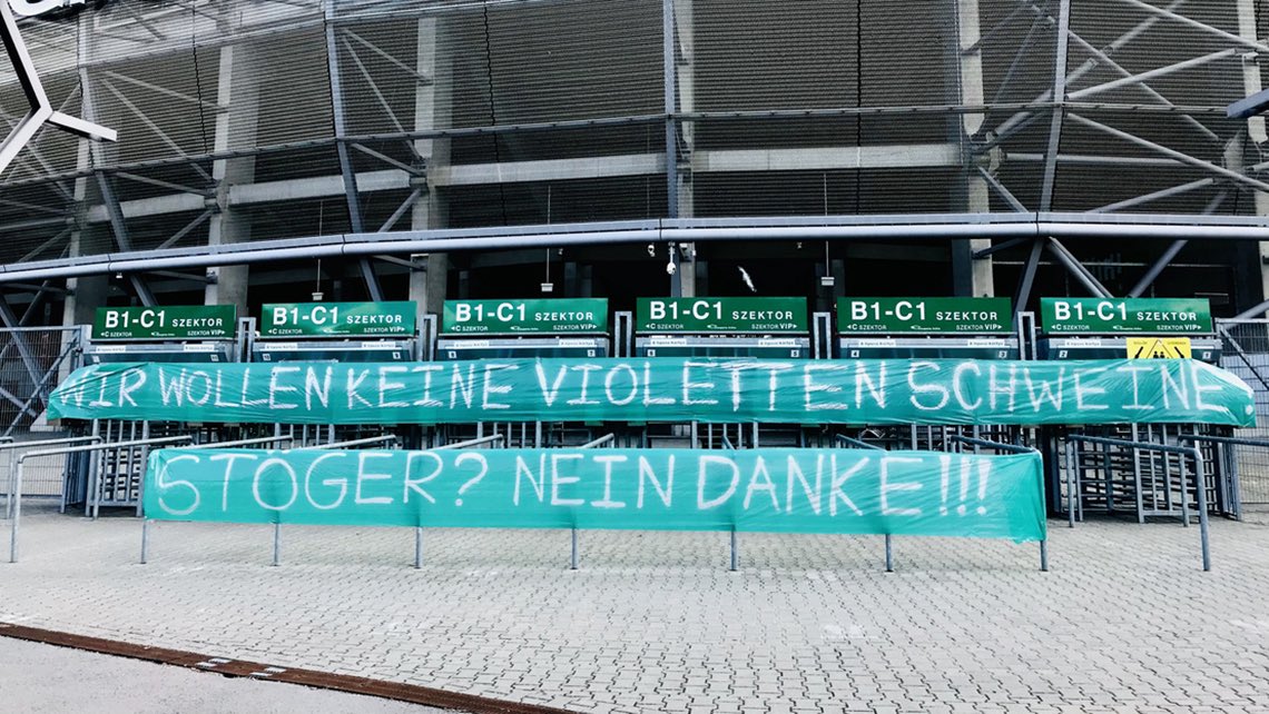 KEINE SPIELIDEE, PUNKTE DURCH EINZELAKTIONEN, JEDER SPIELER WIRD SCHLECHTER!

ES IST LÄNGST ÜBERFÄLLIG!

STÖGER VERPISS DICH SOFORT