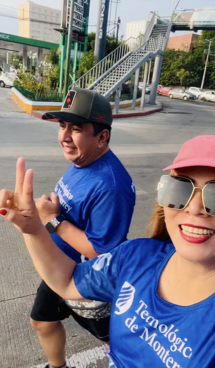 PedroSergioBT's tweet image. Domingo familiar de correr un ratito en el parque Caña Hueca, celebrando también el 48° aniversario del Tec Chiapas. 💙🏃‍♂️🌳 #OrgulloTec #CañaHueca #DomingoEnFamilia