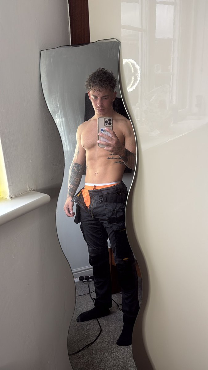 Simpsonleetommy's tweet image. REPOST if I should POST MORE 🥵