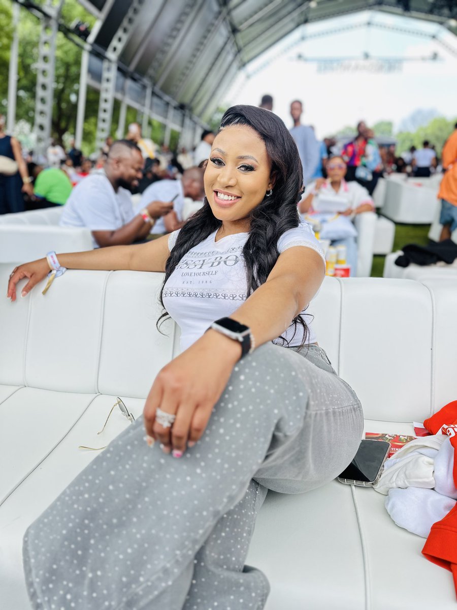 ngu_noma's tweet photo. #friendsofAmstel what a time!๐ค๐ป https://t.co/O5uf5wwoZ4