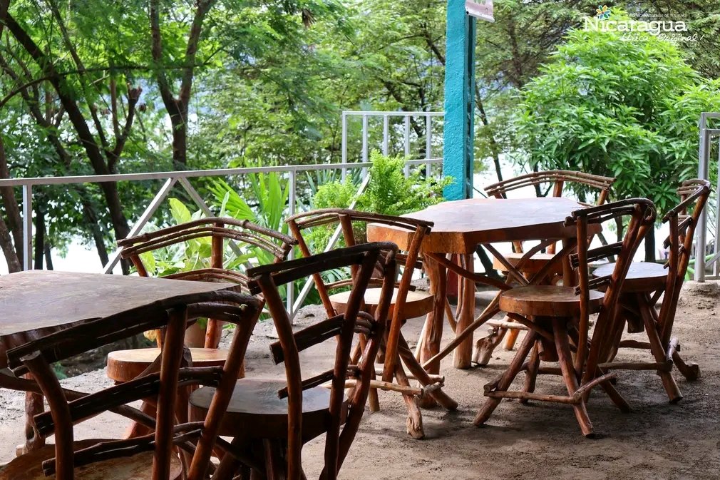 BAR Los Ranchos 😎

¡Descubre el rincón ideal para desconectarte y crear recuerdos inolvidables! 🌿 👨‍👩‍👧‍👦💛

📍 Sector Los Ranchos, Laguna de Apoyo Un paraíso natural que te espera❤️

#NicaraguaFascinanteIrresistible #MomentosQueEnamoran #EscapadaPerfecta