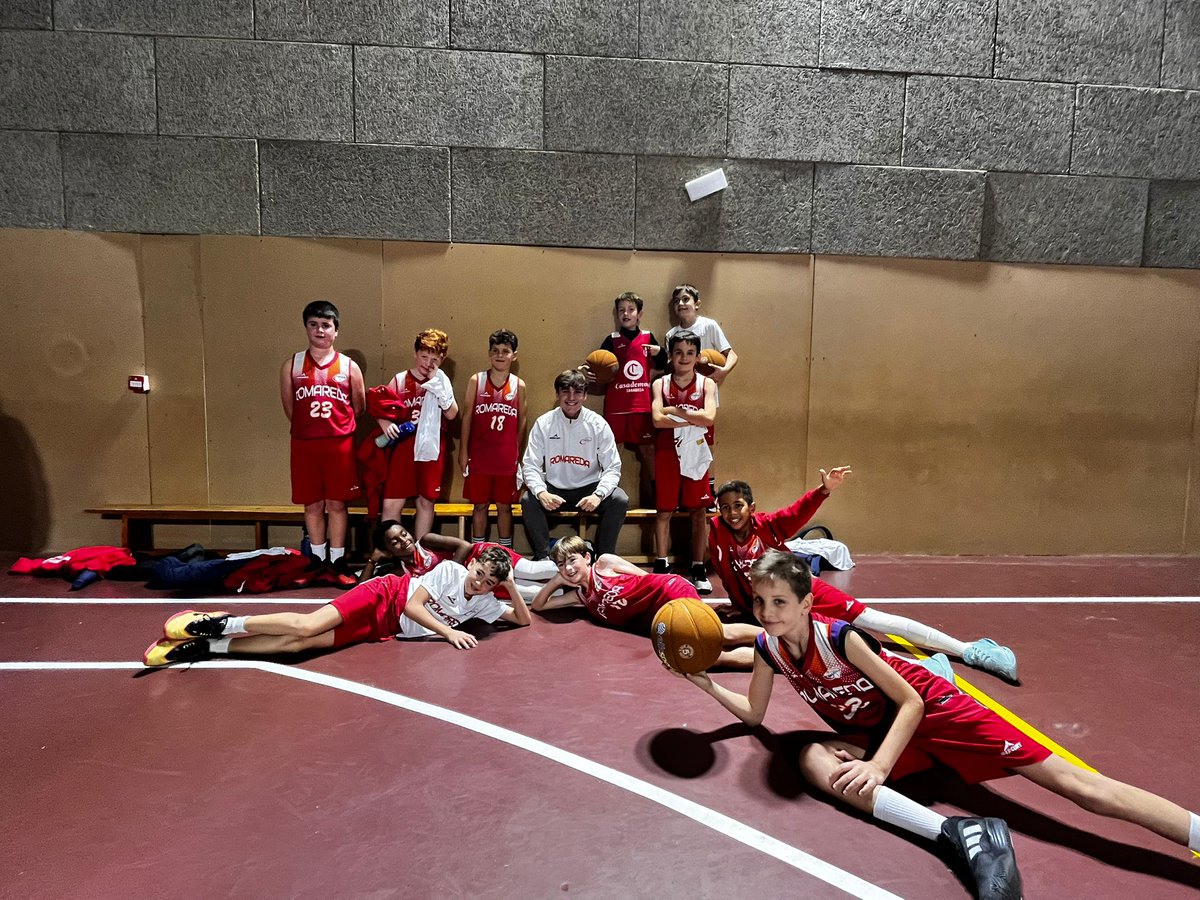 🏀🏀
Gran partido de los chicos de cuarto, que vencieron en la pista de <a href="/cbzaragoza/">Club Baloncesto Zaragoza</a> 
👏👏