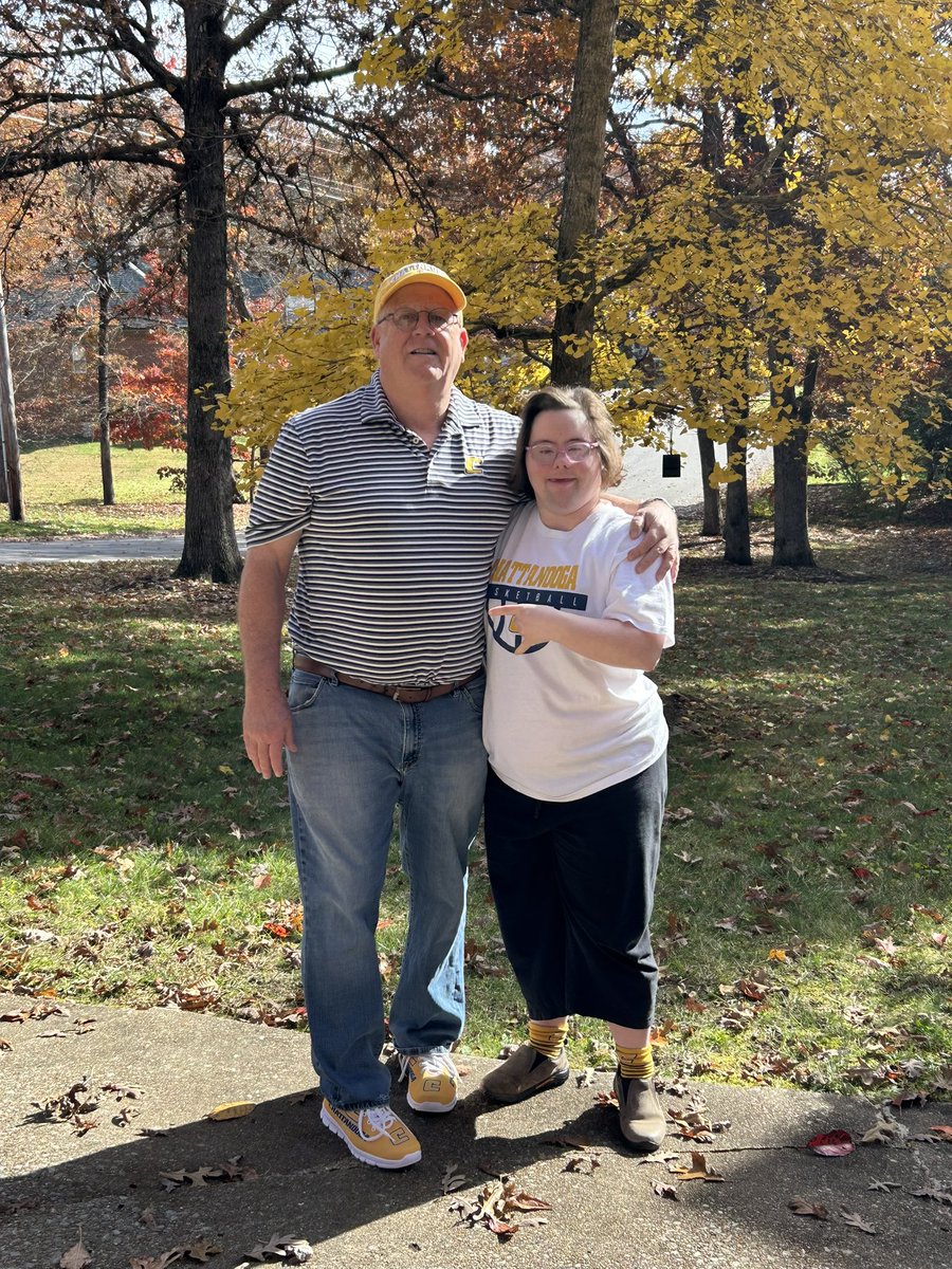 Boat1961's tweet image. Heading to Nashville for Lady Mocs game. Go Mocs. #GoMocsWBK