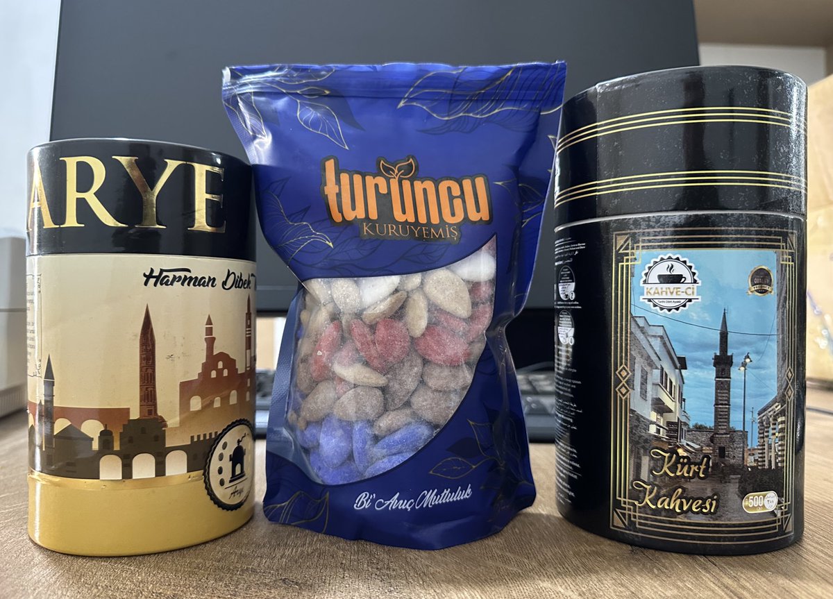 Diyarbakır’dan gelen hediyelerimiz. Yurdun dört bir tarafı sevdi bizi anlaşılan :)