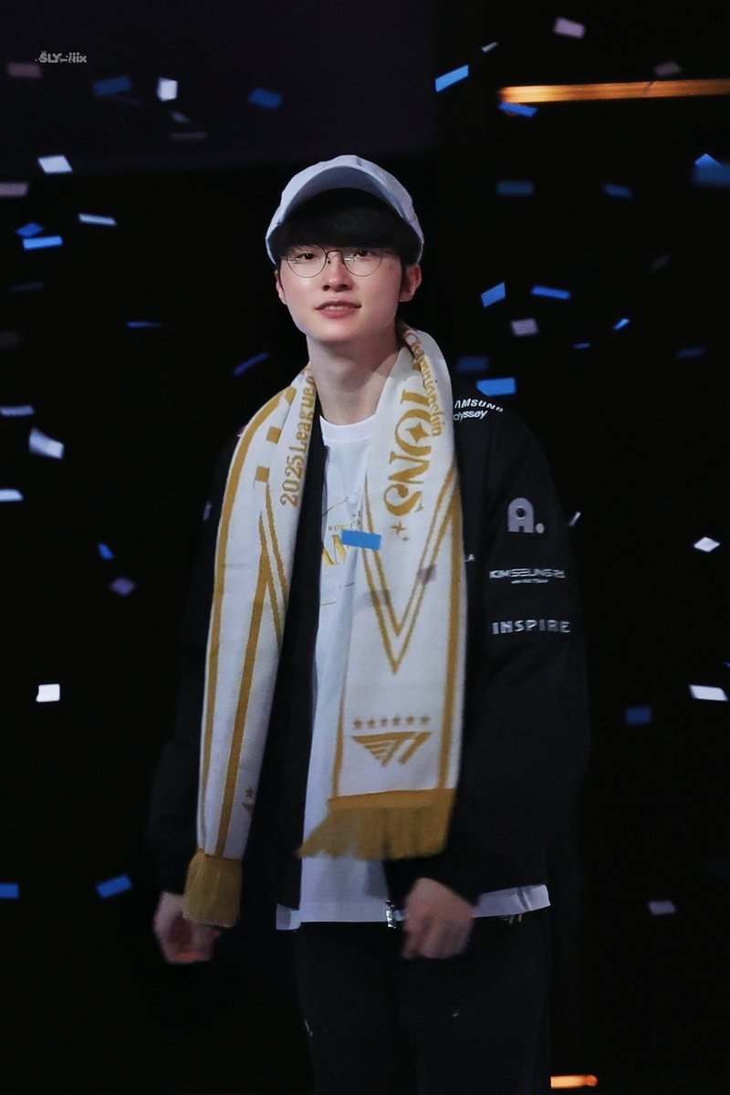 20251109 T1 VS KT

나만 봐줘

#Faker #페이커 #이상혁 #T1WIN #Worlds2025