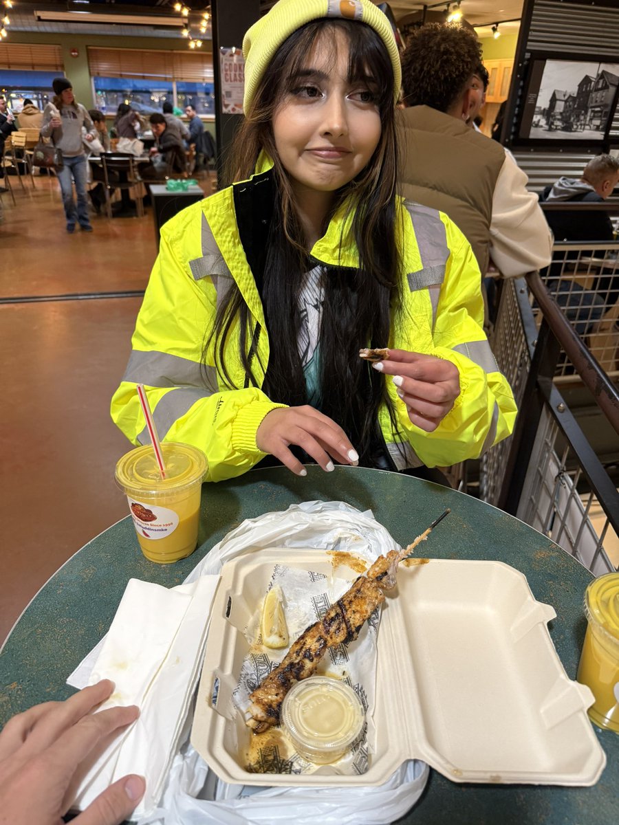 dalee^,^ tweet media