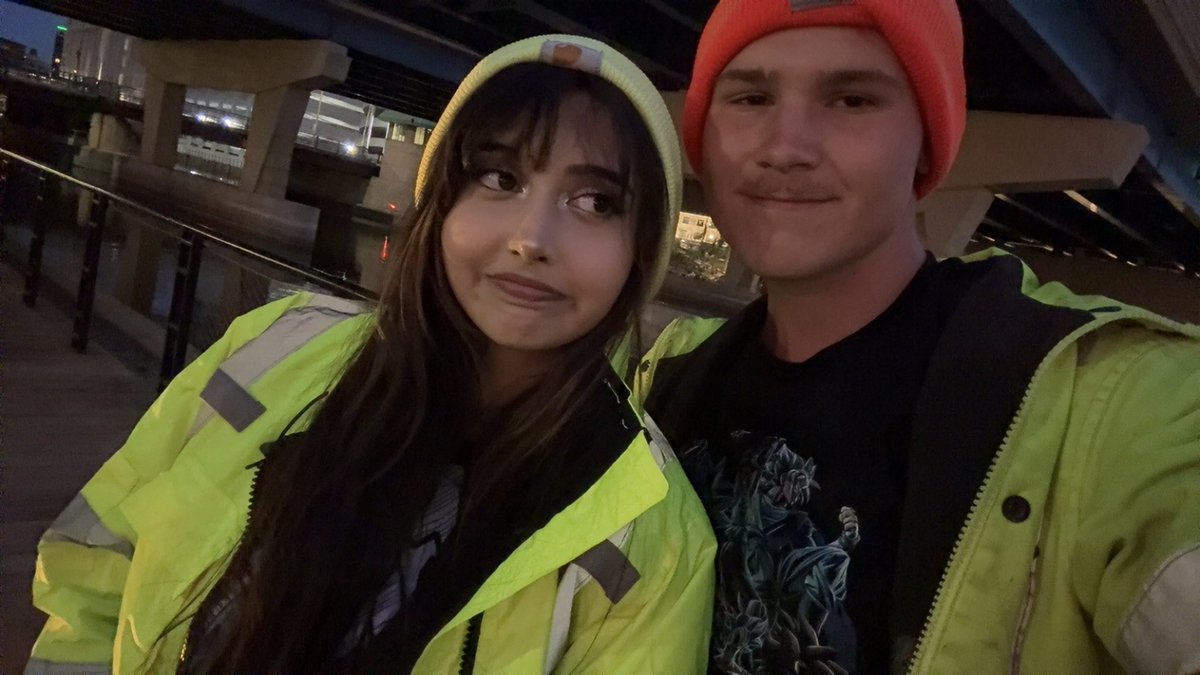 dalee^,^ tweet media