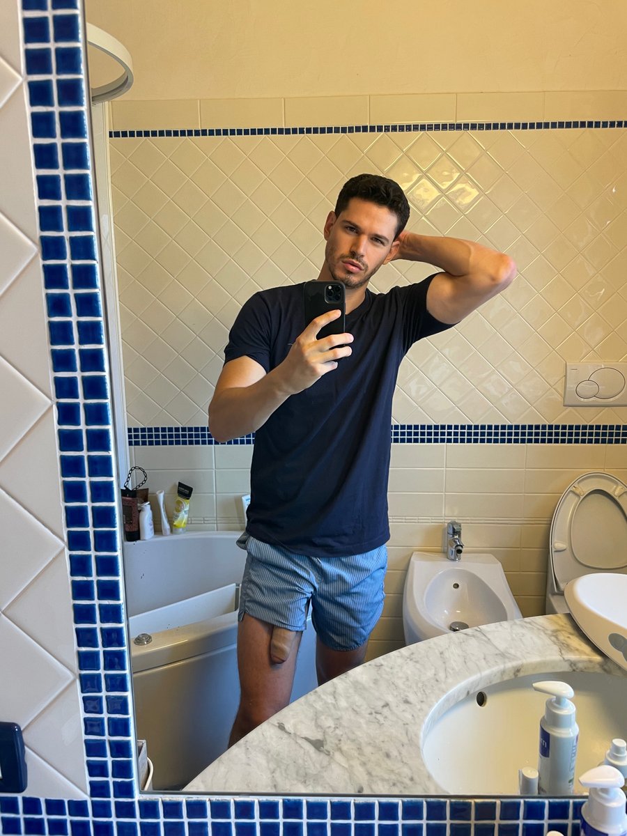 can i dm you pics like this every morning?🤭