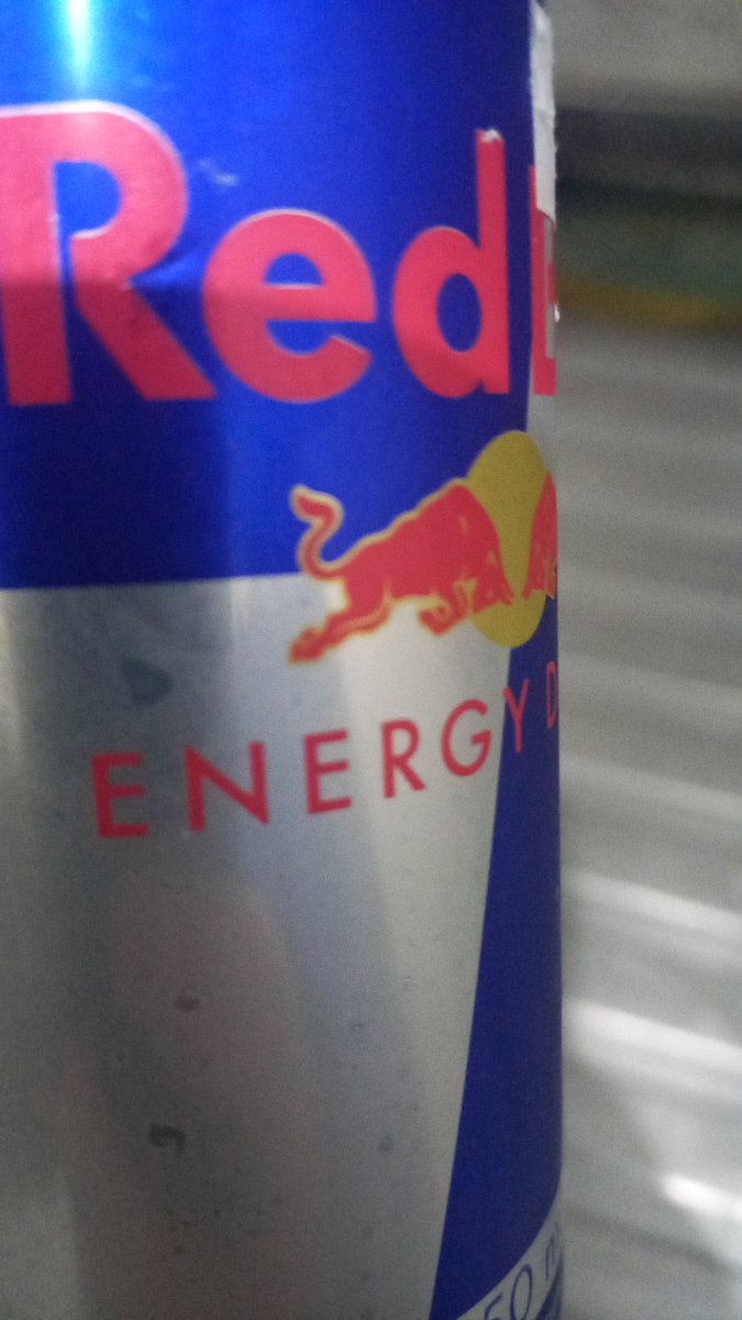 Tenta engana o sono kkkkkkk porque  a noite foi panke kkkkk e daqui a pouco  trabalho  né!!!!