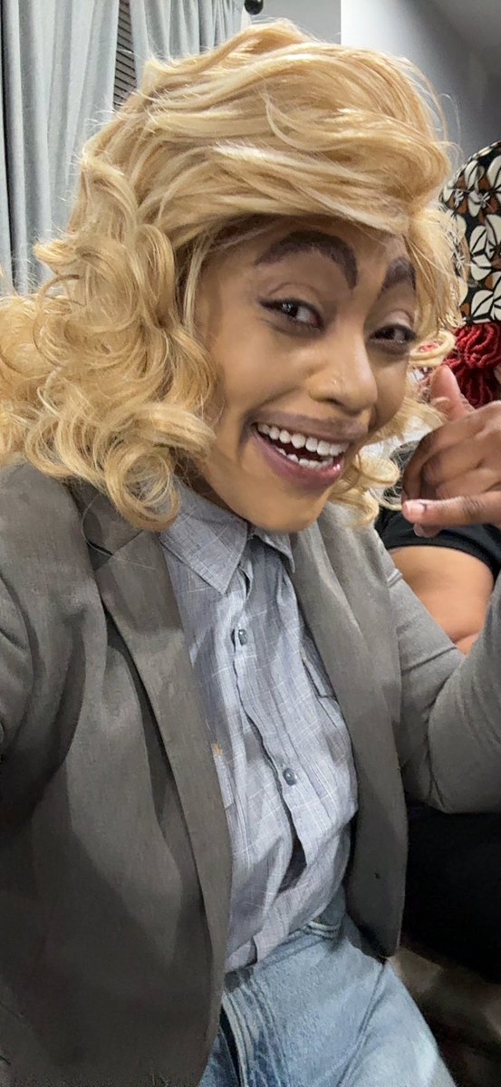 __Big_C__'s tweet image. I went to a Martin themed party last night LMFAOOOOO #WHOA