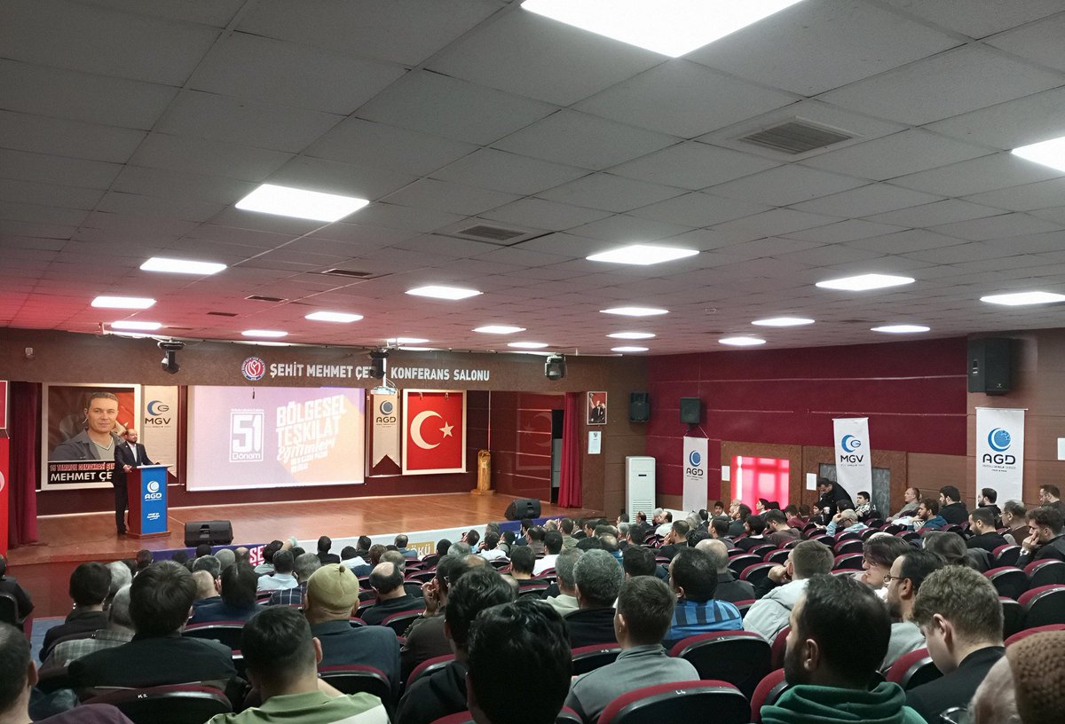 agdorgtr's tweet image. 📍Uşak Şubemizin ev sahipliğinde icra edilen 51. Dönem Bölgesel Teşkilat Eğitimlerimizin 2.&apos;sinde Genel Başkanımız Salih Turhan Bey &quot;Niçin AGD?&quot; eğitimlerini gerçekleştirdi.

#AdımAdımZafere
#BirYıldızınİzinde
#İkinci50Yıl