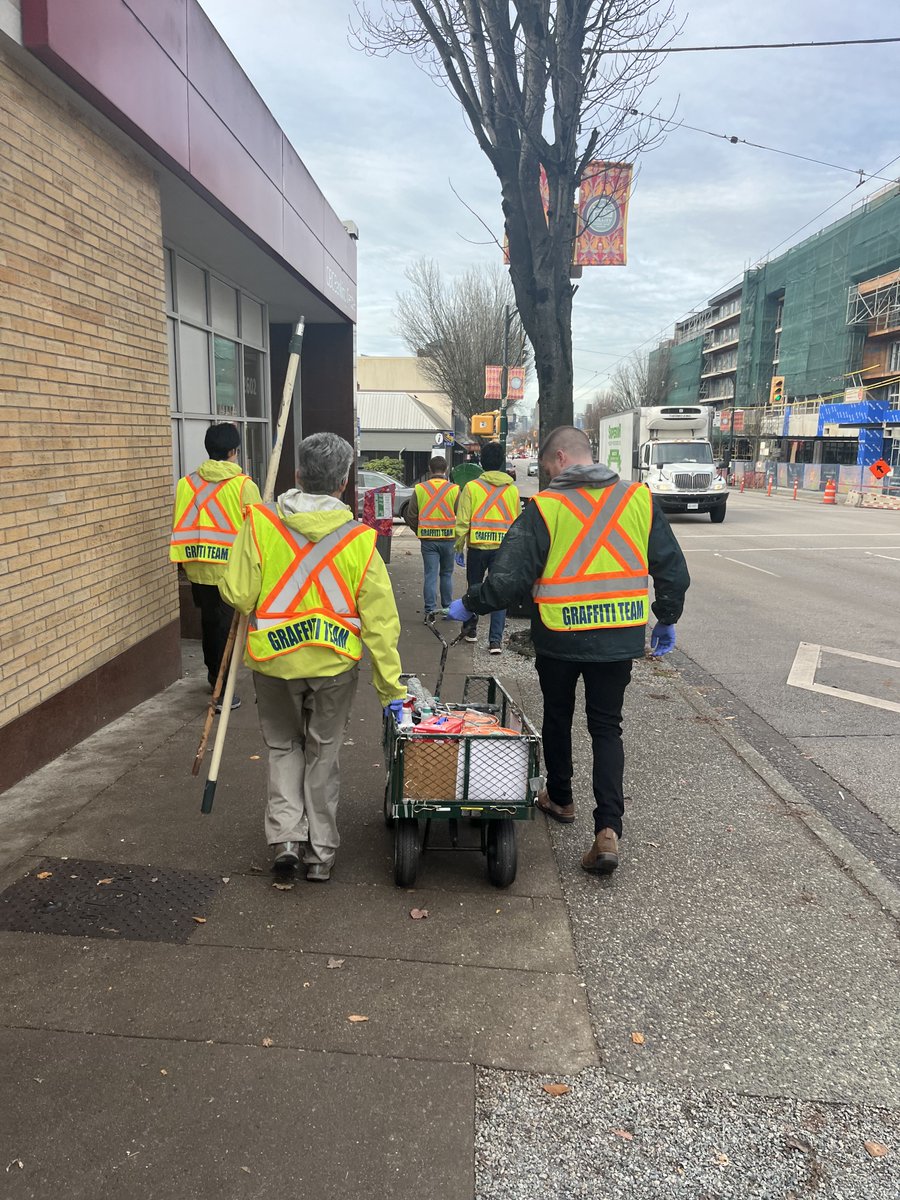 HastingsCPC's tweet photo. 🎨 Tag, You're Out! Our graffiti squad hit the streets this Saturday.
From messy scribbles to meaningful strokes, we’re reclaiming spaces—one tag at a time. Big shoutout to the crew for bringing community spirit to every corner we touch.
#GraffitiCleanup #VancouverVibes https://t.co/FJlcLajsFL