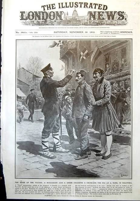 TATİHTE BUGÜN 09.11.1912:

Vatan Toprağı Selanik'i kaybettik.
Hasan Tahsin Paşa emrindeki
35 bin askerle savunma yapmadan Yunanlılara teslim etti.
Şehri teslimden sonra tecavüz,
talan ve keyfi katliamlar yaşanmış, silahları toplanmış v Soysuz Yunanlar askerimizle alay etmişlerdi.