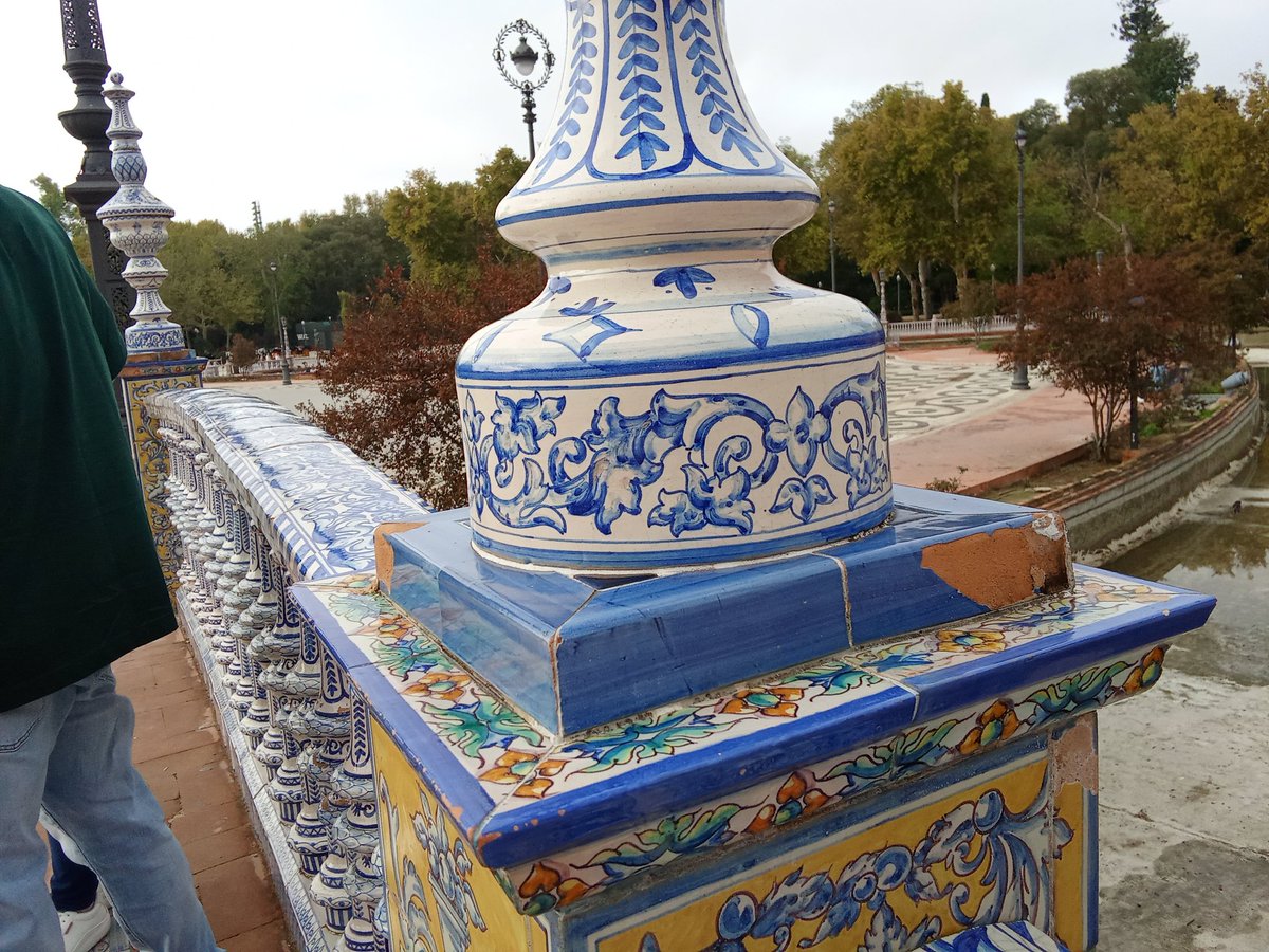 MartaGuadalupe's tweet image. #Plazaespañadesevilla  la plaza de Sevilla sigue VACÍO,SIN AGUA,hasta cuando el mantenimiento? La plaza goza de una depuradora y un sistema q no debe de funcionar correctamente, muéstrenme a ver xnd se ha vaciado la ria tantísimos días..Icónica no tiene na q ver con esto, ..