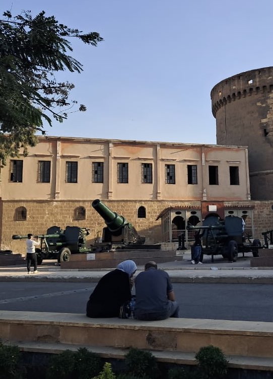 أنتِ الوحيدة التي لو اطَّلَعَت على ضعفي، لما كان ذلك ثقيلاً عليَّ " 

القاهرة - نوفمبر ٢٠٢٥