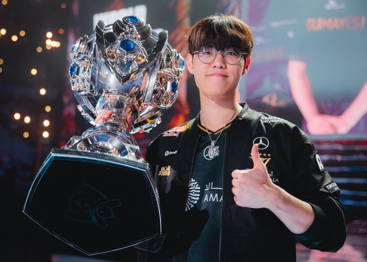 tigerricecake's tweet photo. 🏆🐯👍🏻
#Oner https://t.co/cFJ5tTErtw