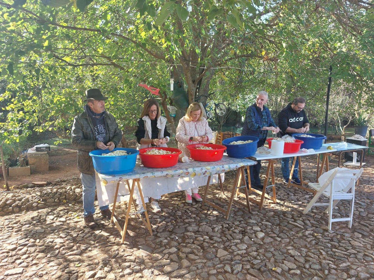 humildad_archi's tweet photo. Migas Humildad 2025 II👨🏽‍🍳👩🏼‍🍳 https://t.co/t07cPcyDST