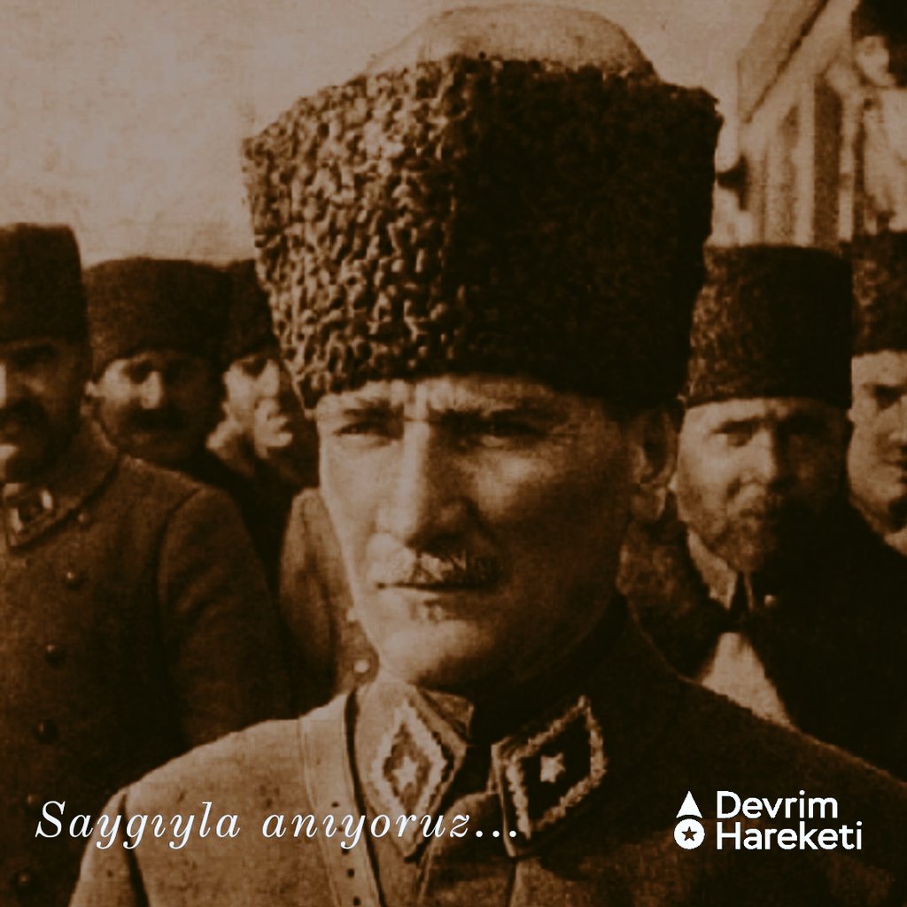 Devrim_Hareketi's tweet image. Cumhuriyet&apos;in kurucu önderi, halkımızın emperyalistlere karşı kazandığı Kurtuluş Savaşı&apos;nın lideri Mustafa Kemal Atatürk&apos;ü saygıyla anıyoruz.

Cumhuriyet için Bağımsızlık Bağımsızlık için Devrim 

#MustafaKemal #10Kasım1938 #10Kasım