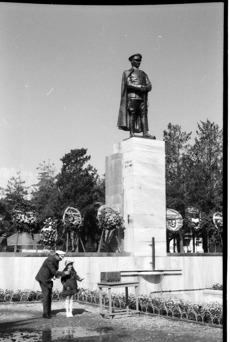 Atasının izinde Türk Polis Teşkilatı  (10 Kasım 1974)

#TürkPolisiArşiv