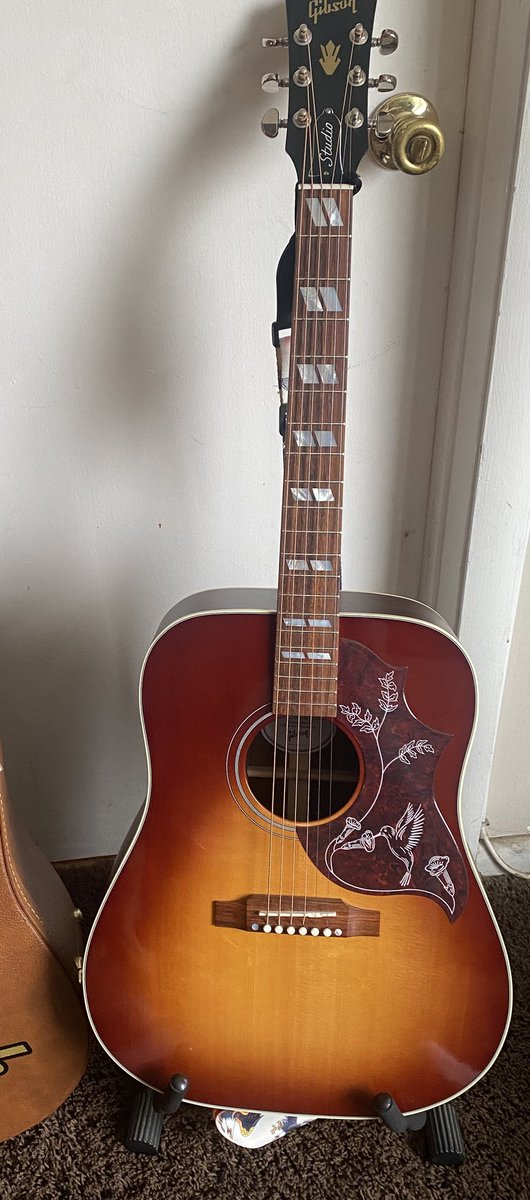 mikewolfpack100's tweet image. Ohhh man.  You need to borrow my Hummingbird Studio?