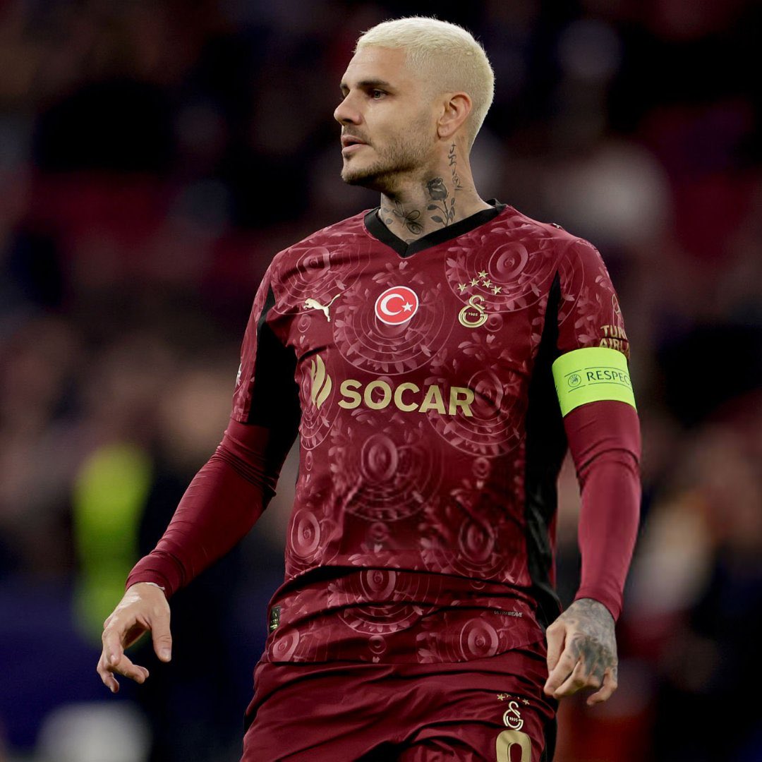 Zararını bile bile kalmak… aşkın en sessiz intiharıdır. #Icardi