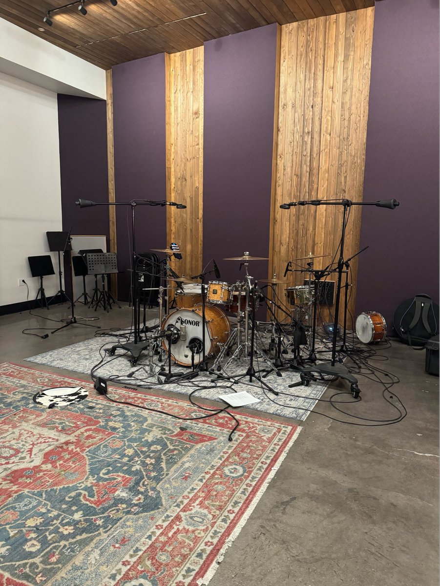 LukeDimond's tweet image. This past month was the worst of my life. But a new chapter is beginning with my first ever GRAMMY NOMINATION. 

Never thought I’d be able to put “Grammy Nominated” on my resume.

Absolutely geeking!