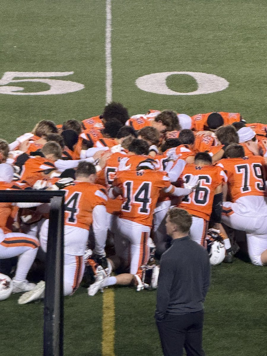 caseycroz's tweet photo. Brackets are out. We have work to do. We will be ready. Second game of post season and a road trip. Let’s go! #Pantherfootball #state2025 #whitehelmetgang #family @Washougal_FB @MegWochnick @TheCoachARod https://t.co/ZF9wNnzLUy