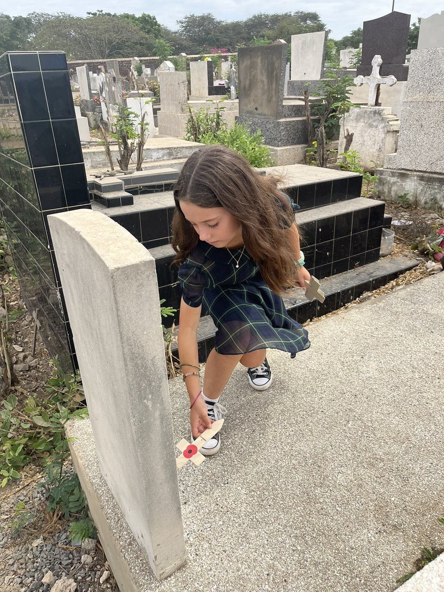 Carine Robarts tweet media