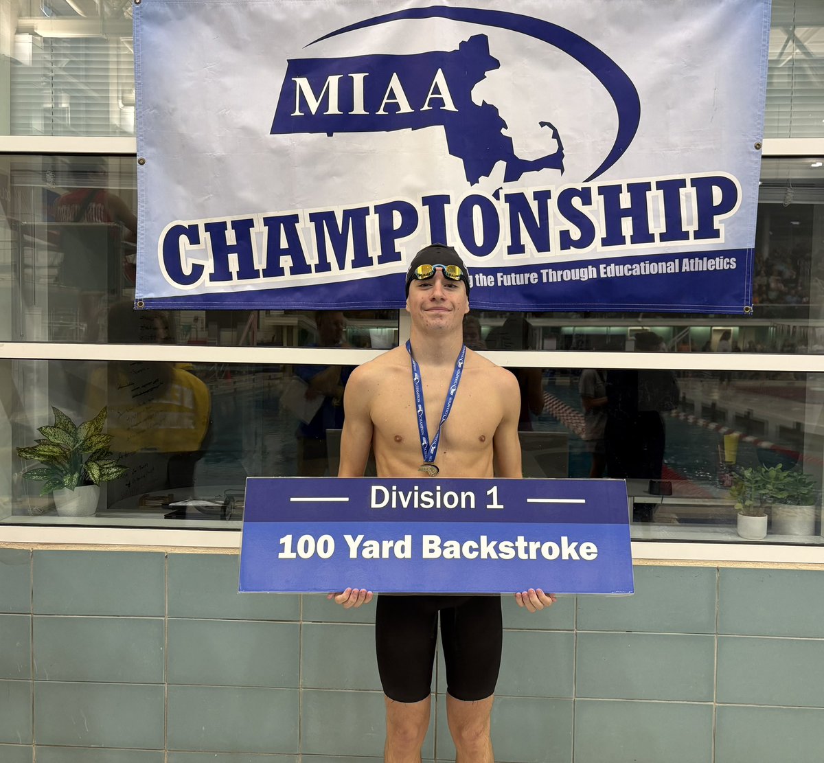 Methuen/Tewksbury Swim and Dive tweet media