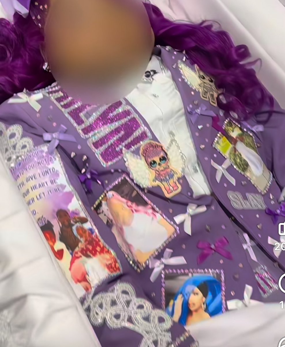 ibeystannin's tweet photo. Awww Jailyn was buried with a Cardi B patch sewed into her dress. She loved Cardi sooo much. RIP sweet girl 💜💜💜💜💜🥹 I’m crying so bad. https://t.co/s3dNlc5ENm