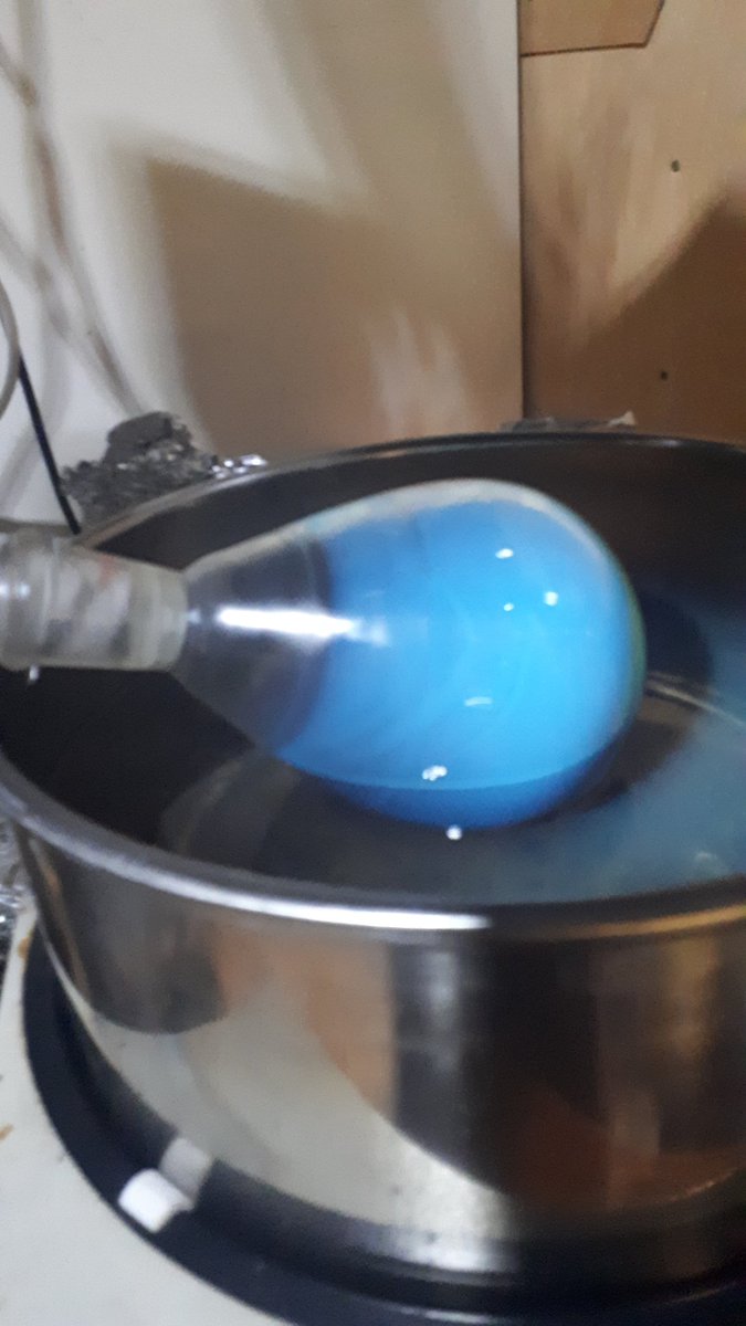 Indole245's tweet image. Cozy lab ready for the winter season...many new chemicals to come in the new year as well.

*3-HOMeaMPP ready for testing!

#greenhouse #researchlab #lab #laboratory #chemistry #innovation #chemicalsynthesis #syntharise #molecules #drugdiscovery #Development #synthesis