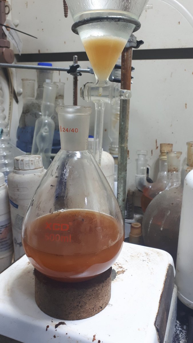 Indole245's tweet image. Cozy lab ready for the winter season...many new chemicals to come in the new year as well.

*3-HOMeaMPP ready for testing!

#greenhouse #researchlab #lab #laboratory #chemistry #innovation #chemicalsynthesis #syntharise #molecules #drugdiscovery #Development #synthesis