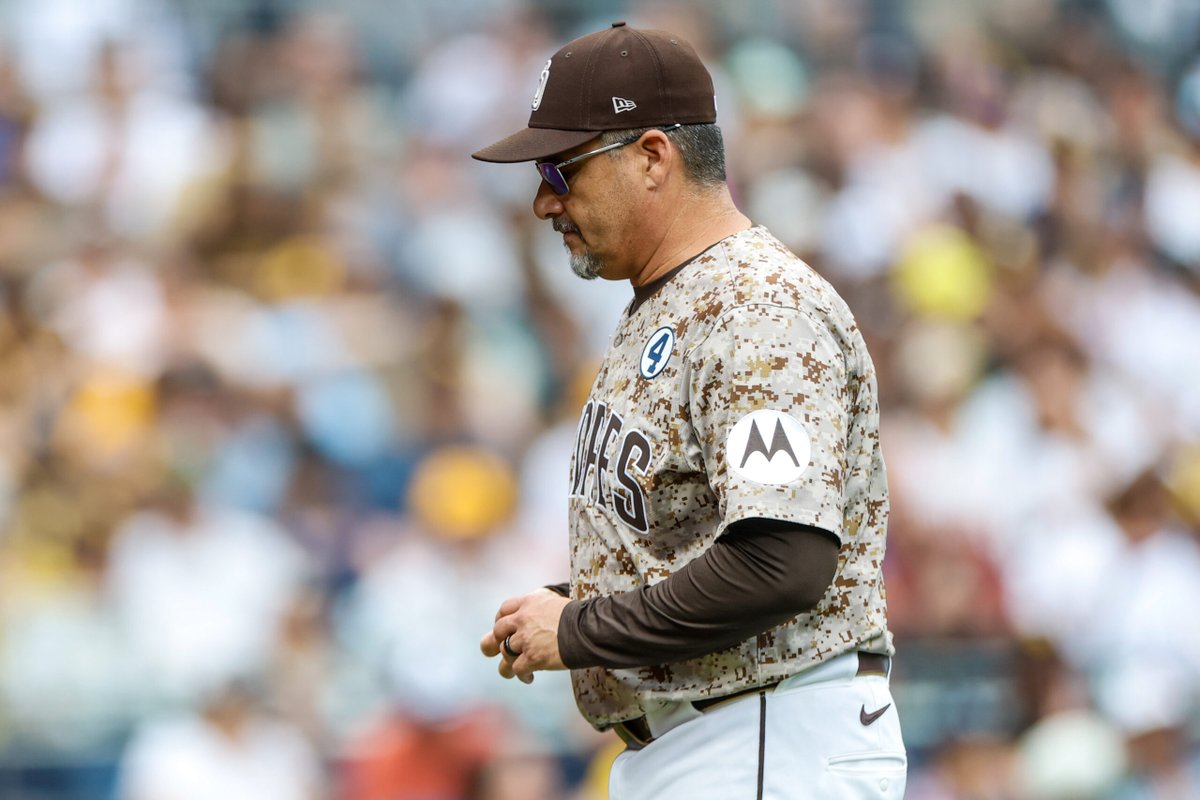 mlbtraderumors's tweet image. After finishing runner-up in the #Padres&apos; managerial search, Ruben Niebla is staying put as San Diego&apos;s pitching coach:
mlbtraderumors.com/2025/11/padres…