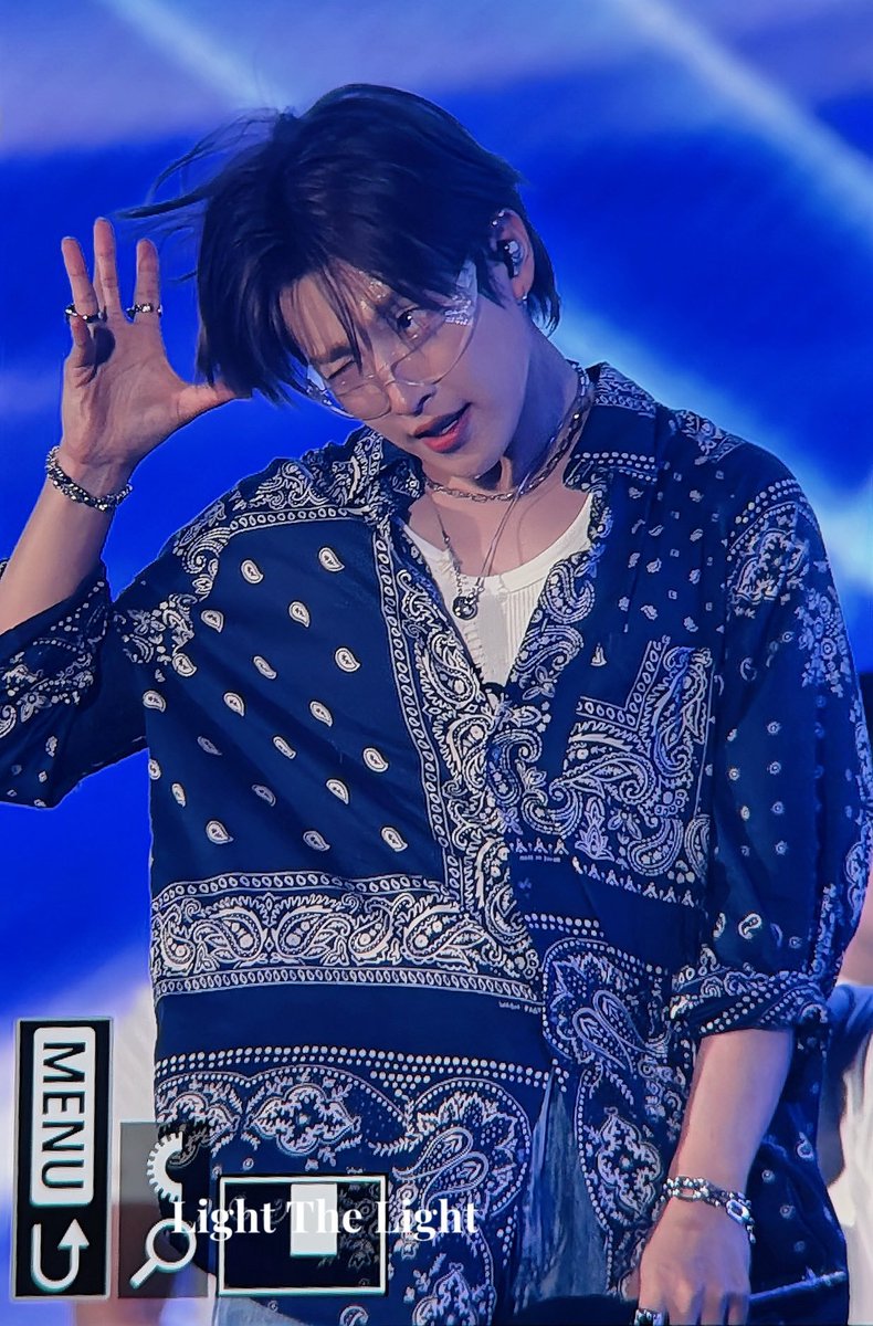 N01LIKEHIM's tweet image. The same person btw