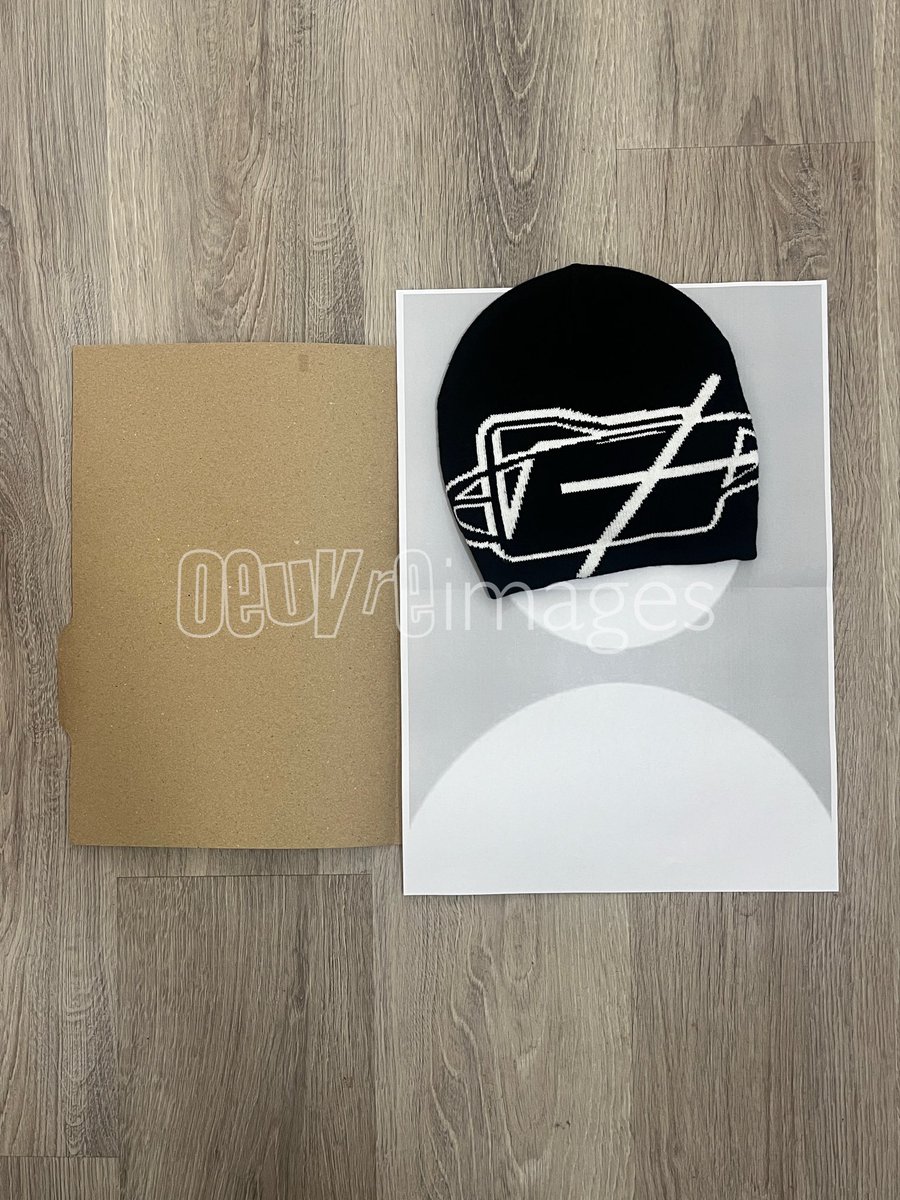 lumisoeuvre's tweet image. TRADEMARK BEANIE RESTOCK 🥶🗂️
14/11/25
6PM, LONDON TIME