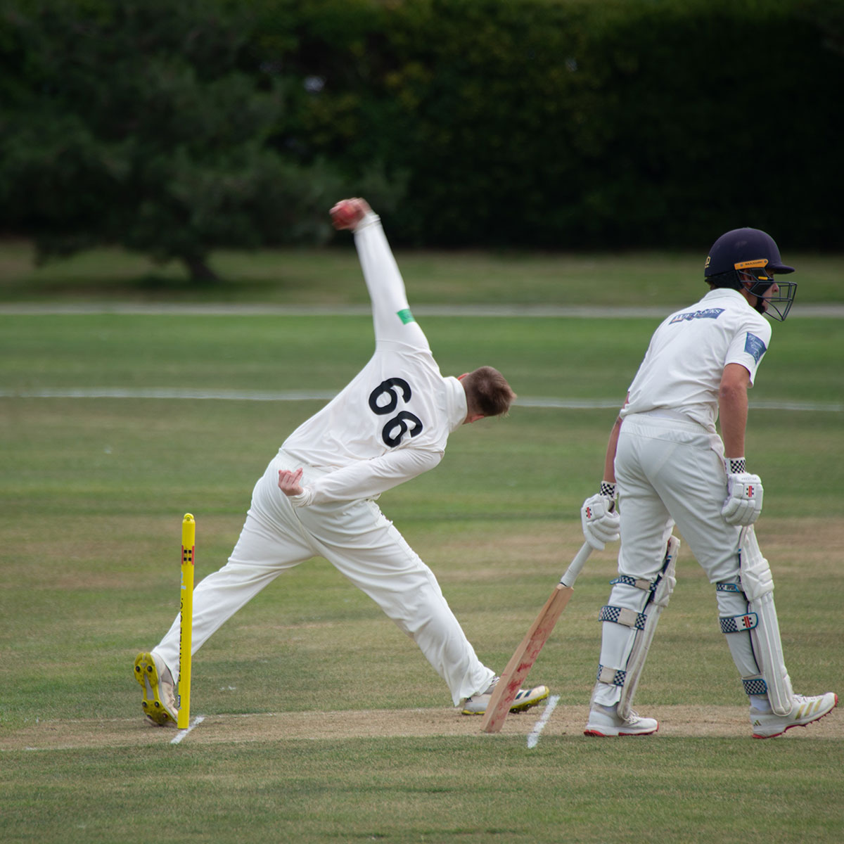 How not to bowl!! Even our Club Captain can have his off days….... But we'll let the pictures do the talking on this one! Cricket's all about having fun - and not taking yourself too seriously!

#UpTheBandits #TheSportsmanPublicHouse #CheesmurBuildingContractors #PieceofCake