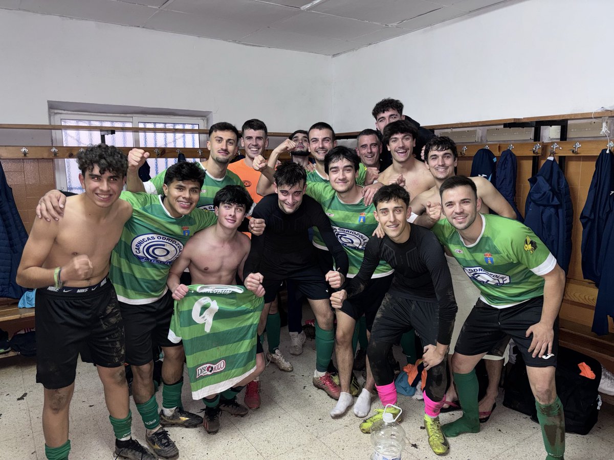 🚨 RESULTADO FINAL

Victoria trabaja un campo complicado y embarrado desde el minuto 1 al 96, sin parar de correr y anulando a sus mejores jugadores. 

✍️ Autores de los goles:

⚽️ RODRI
⚽️ SANTISO